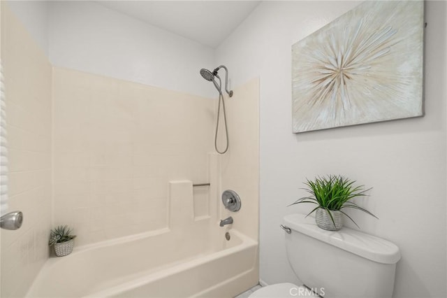 19106 Alamo Ln Unit 169, Yorba Linda, CA 92886 - bathroom with toilet and shower / bathtub combination
