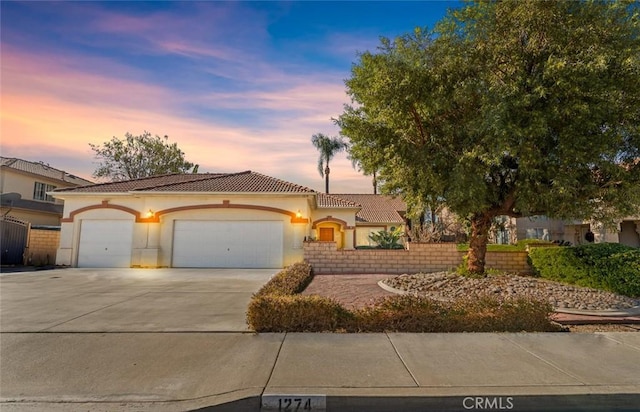 view of front of house with a garage