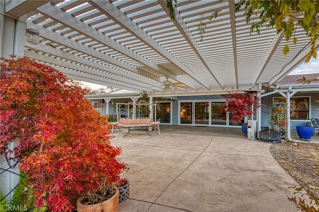 view of patio featuring a pergola