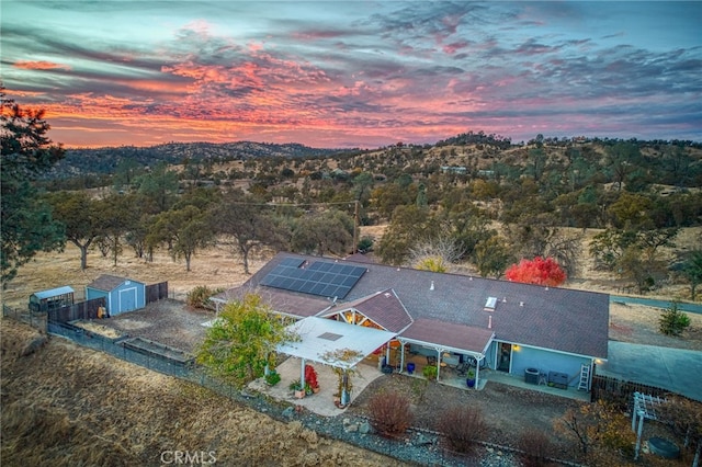 view of aerial view at dusk