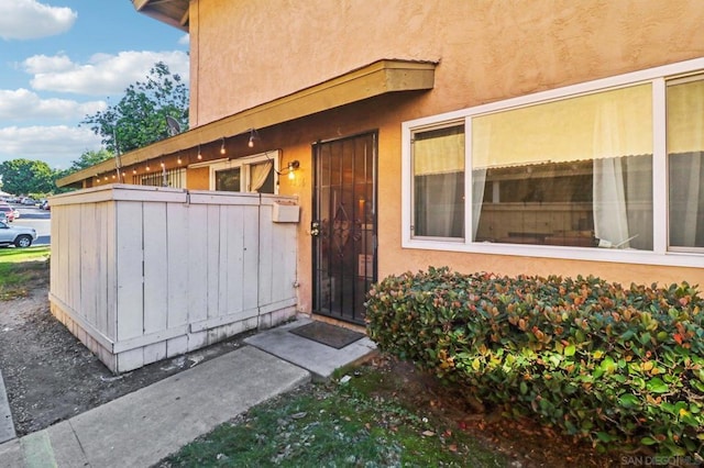 view of doorway to property