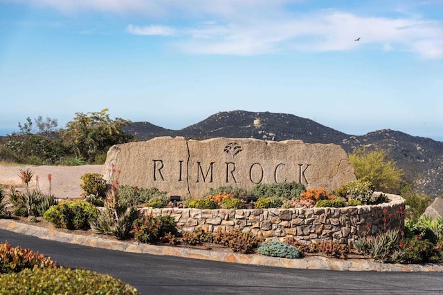 Meadow Glen Way W, Escondido, CA 92026