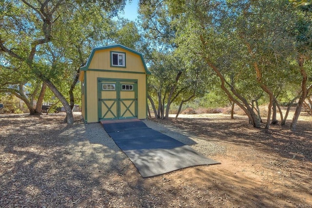 view of outbuilding