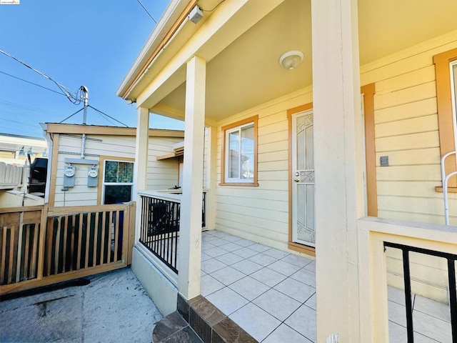 balcony featuring a porch