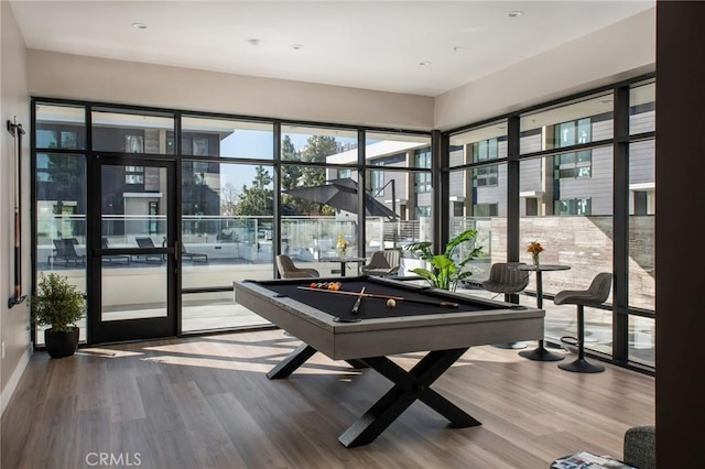 380 Cordova St Unit 403, Pasadena, CA 91101 - rec room with wood finished floors and billiards