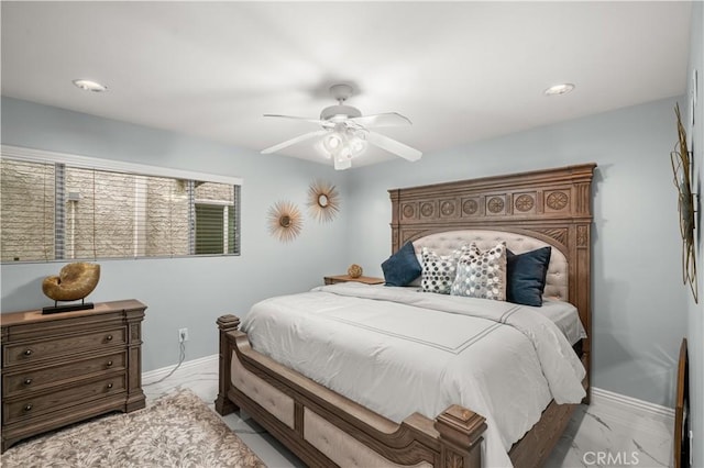 bedroom with ceiling fan