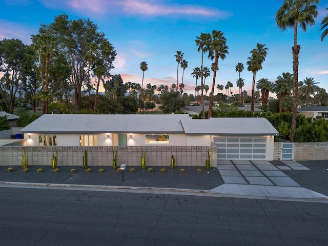 view of front facade with a garage