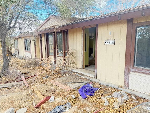 view of property entrance