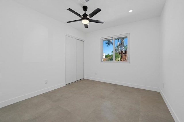 empty room featuring ceiling fan