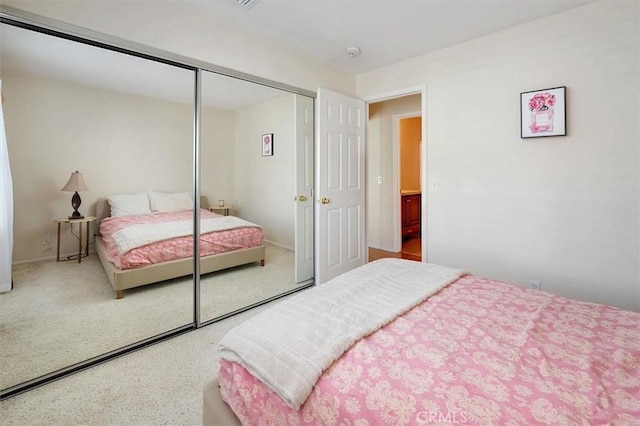 bedroom with a closet