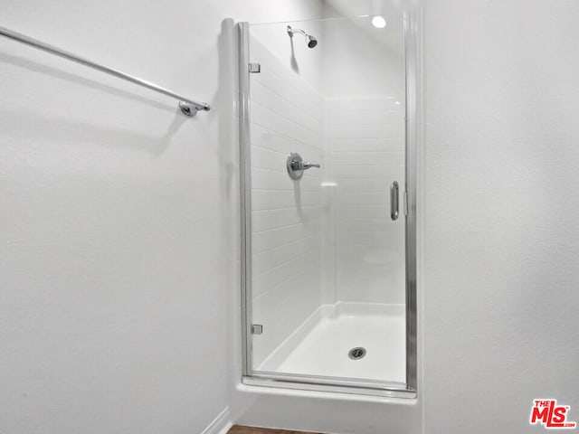 bathroom with walk in shower