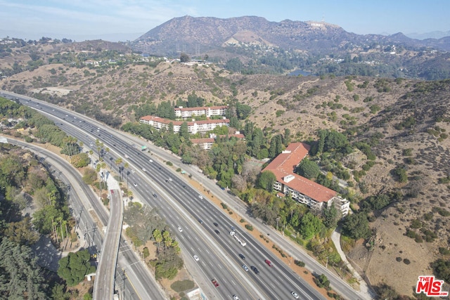 bird's eye view with a mountain view