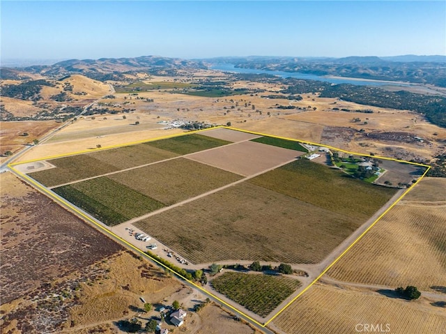 birds eye view of property featuring a rural view