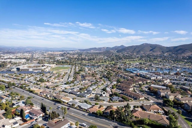 bird's eye view featuring a mountain view