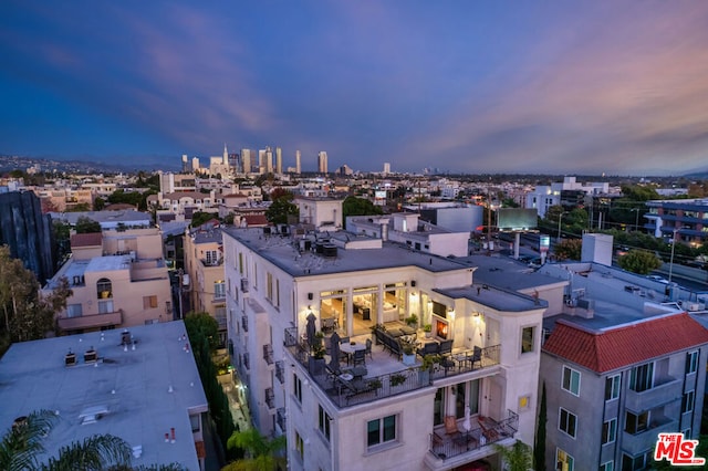 view of aerial view at dusk