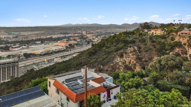 bird's eye view with a mountain view