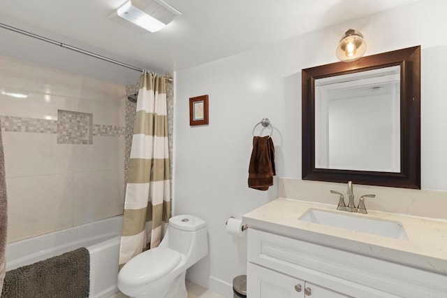 full bathroom with toilet, vanity, and shower / tub combo