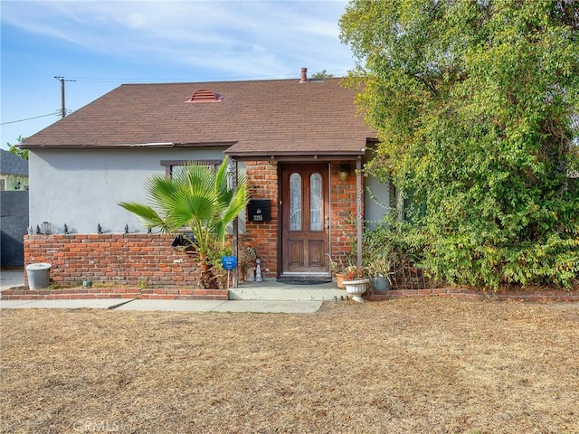 view of front of property