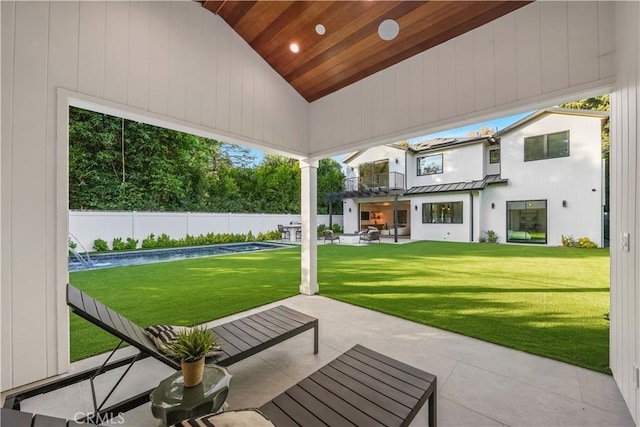 view of patio featuring pool water feature