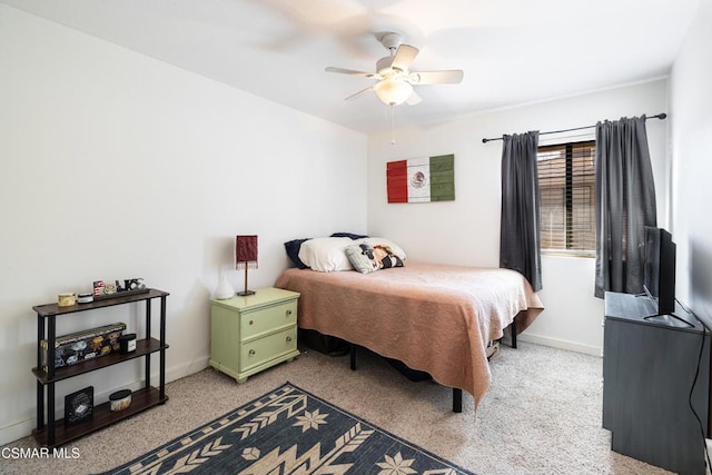 bedroom featuring ceiling fan