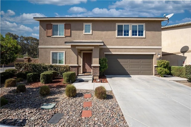 view of front property featuring a garage