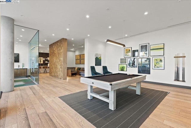 playroom with billiards and wood-type flooring