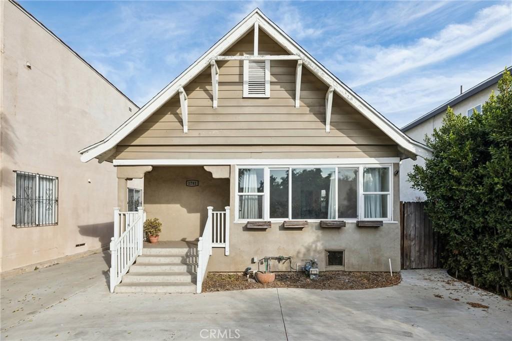 view of bungalow-style house