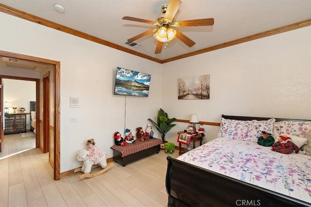 bedroom with ceiling fan, light hardwood / wood-style flooring, and crown molding