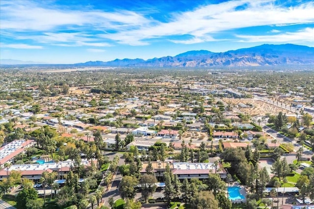 bird's eye view featuring a mountain view