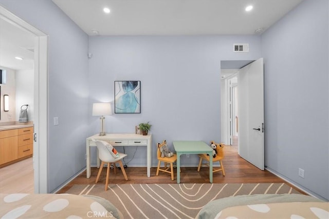 734 Esplanade Unit A, Redondo Beach, CA 90277 - bedroom featuring light wood-style flooring, recessed lighting, and connected bathroom
