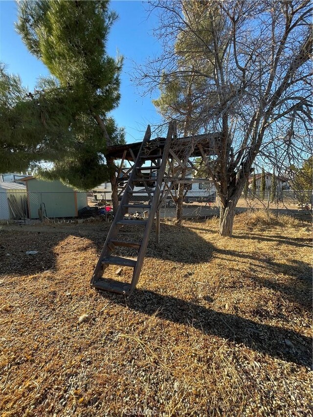 7928 Oakwood Ave, Hesperia, CA 92345 - photo 30