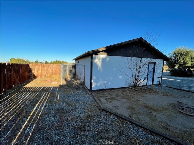 7928 Oakwood Ave, Hesperia, CA 92345 - view of home's exterior