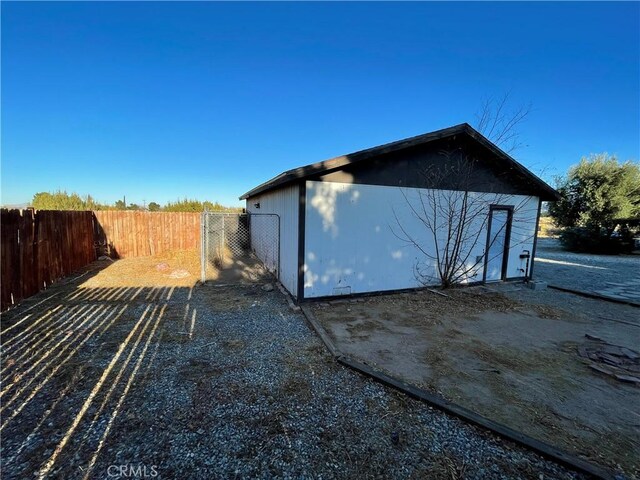 7928 Oakwood Ave, Hesperia, CA 92345 - photo 24