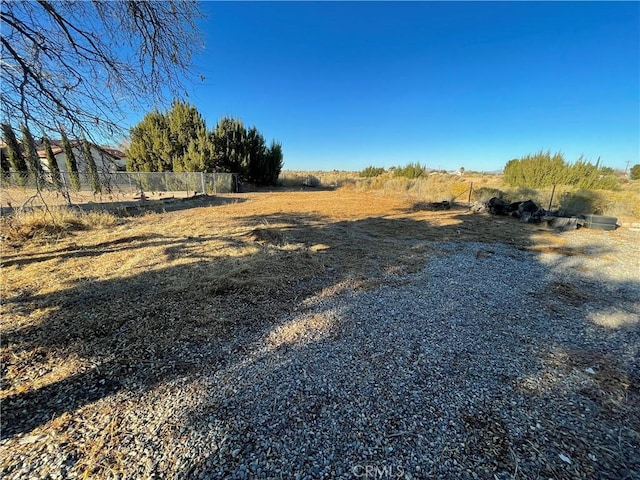 7928 Oakwood Ave, Hesperia, CA 92345 - view of yard featuring a rural view
