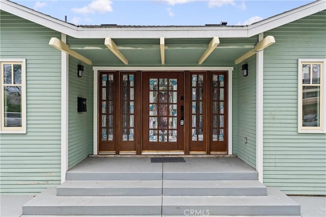 view of entrance to property