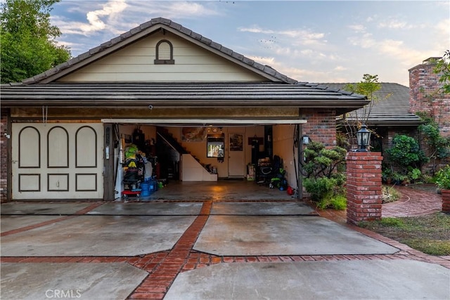 view of front of home featuring a garage