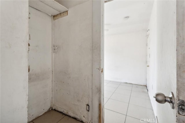 2853 E 6th St, Los Angeles, CA 90023 - view of bathroom