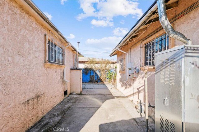 view of property exterior