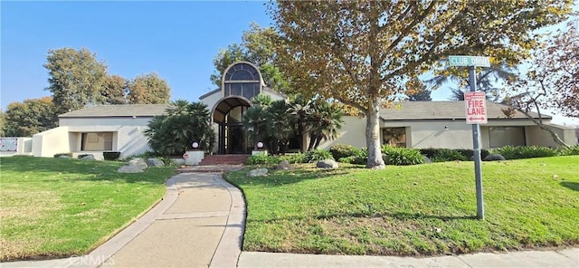 view of front of house with a front yard