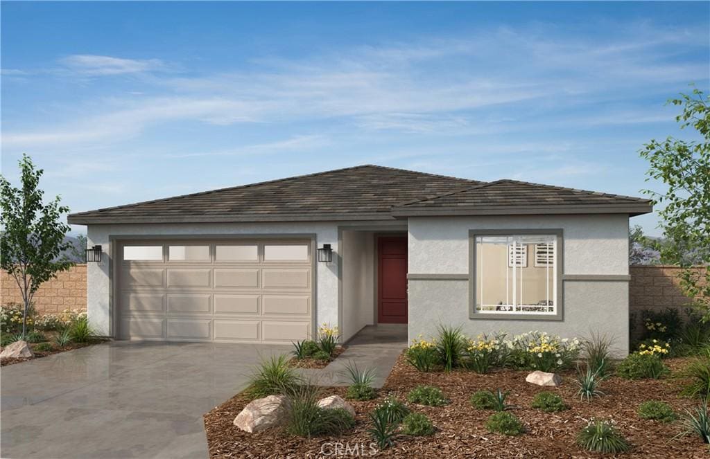 view of front of home featuring a garage