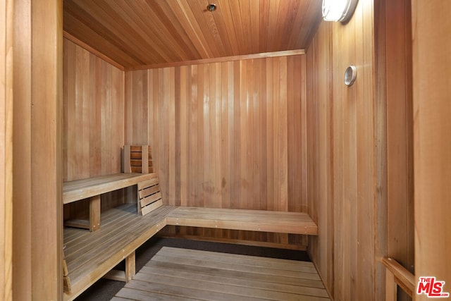 view of sauna / steam room