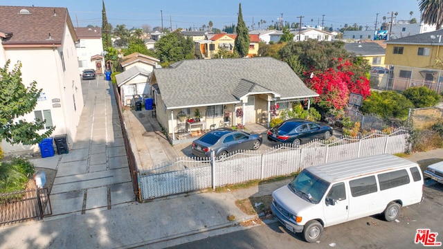 Listing photo 2 for 707 W 80th St, Los Angeles CA 90044