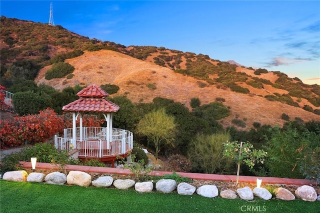 property view of mountains