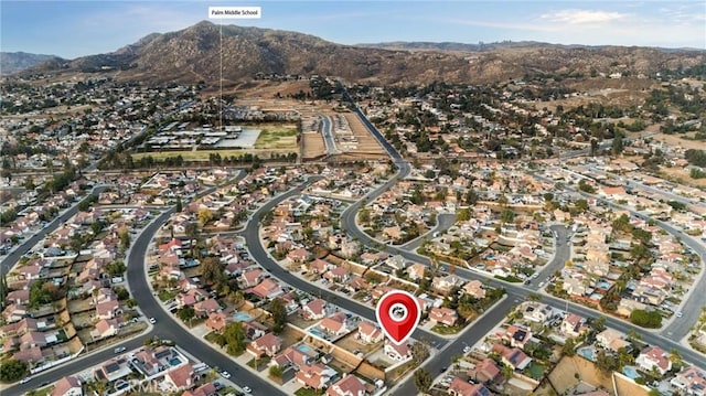 bird's eye view with a mountain view