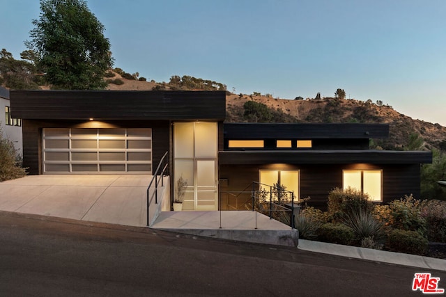 contemporary home with a mountain view