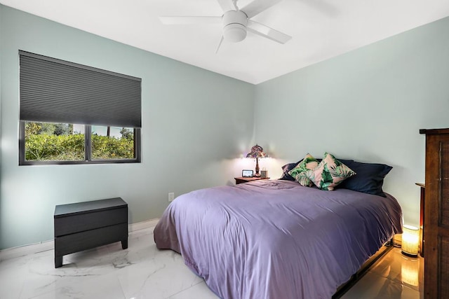 bedroom featuring ceiling fan