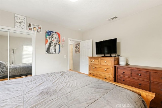 bedroom with a closet