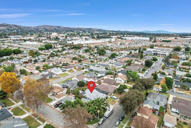 bird's eye view featuring a mountain view