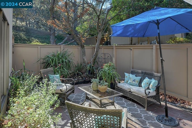 view of patio featuring an outdoor living space