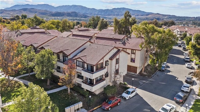 bird's eye view featuring a mountain view